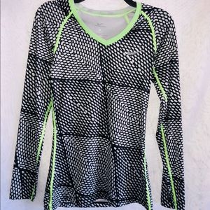 Nike fitted longsleeve